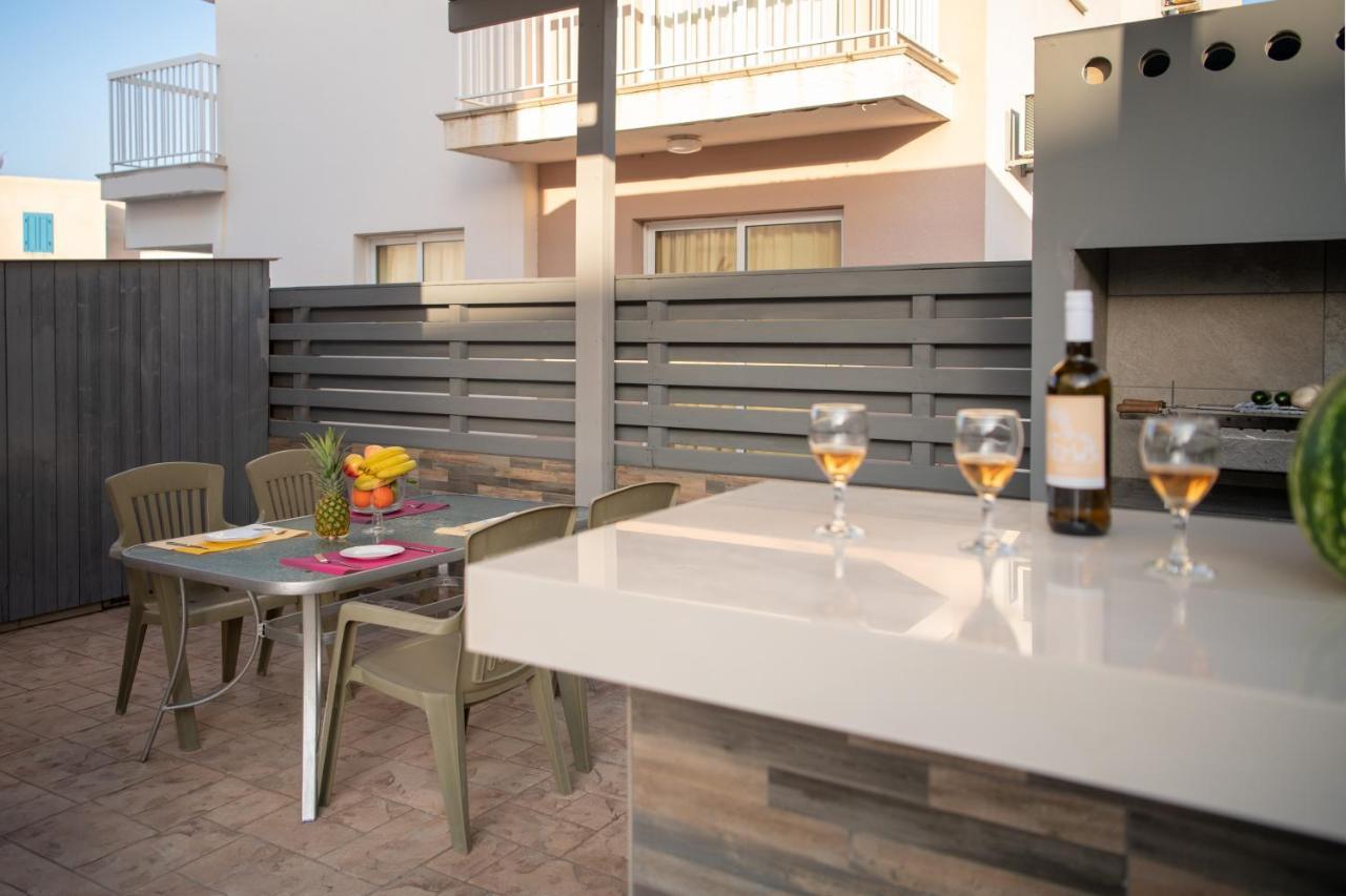Villa Ruby Evelyn Protaras Exterior photo